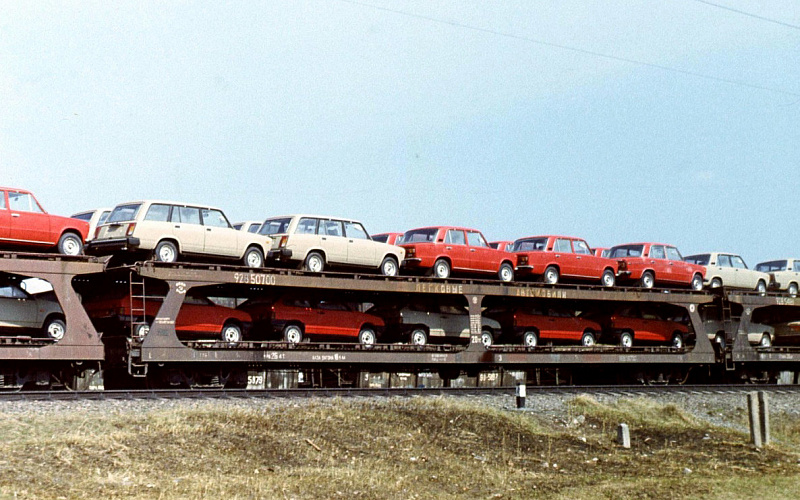 Transporte de vehículos por ferrocarril